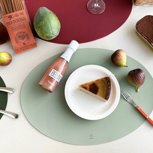 Ellipse Edge Leather Dining Placemat
